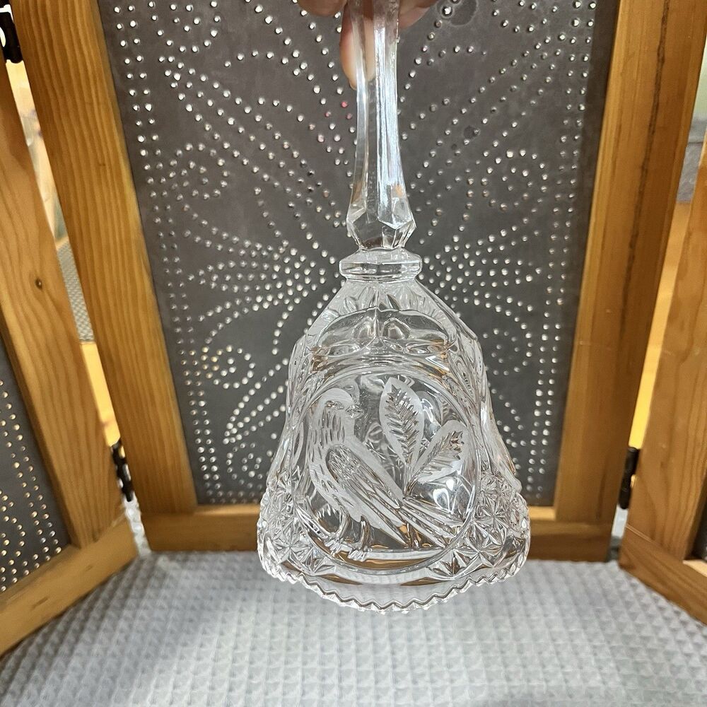 VTG Hofbauer Crystal Byrdes Collection Bell Etched Bird Lead Crystal Germany